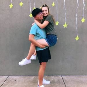 Meet your Posher, Tom